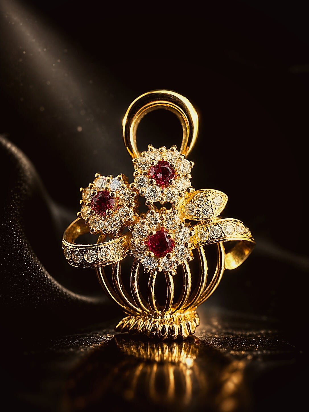 pendants, 06